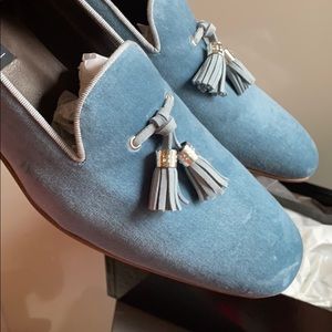 Brand new dusty blue velvet loafers Rossetti 8